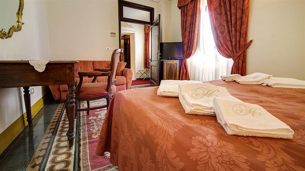 I Portici Hotel - Residenza D'Epoca Ареццо Екстер'єр фото