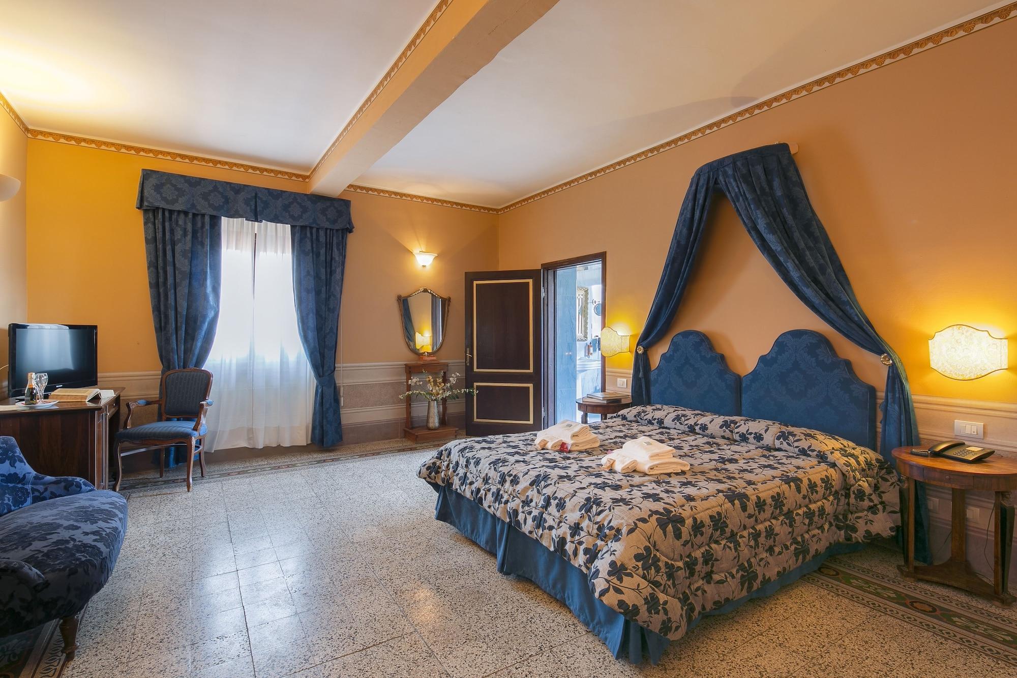 I Portici Hotel - Residenza D'Epoca Ареццо Екстер'єр фото