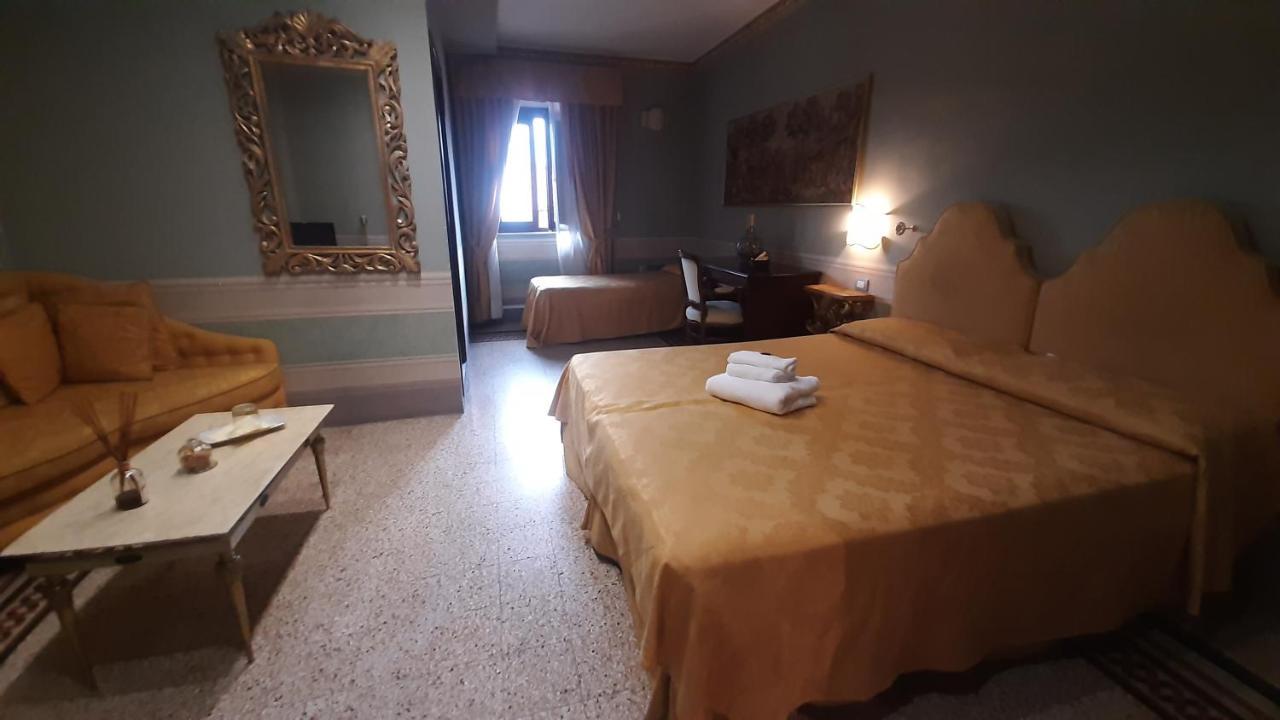 I Portici Hotel - Residenza D'Epoca Ареццо Екстер'єр фото
